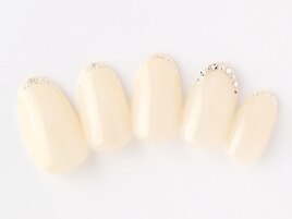 先端ラメビジュー　￥8965