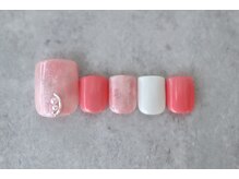 スリー 自由が丘(THREE)/フラミンゴピンク