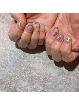 アティックネイルアトリエ(attic nail atelier)/ニュアンスフラワーネイル★