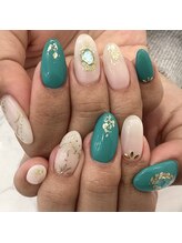 グリーディ(greedy)/ボヘミアンネイル