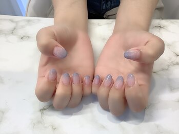 コクアアイラッシュ チハヤ(KOKUA eyelash chihaya)/グラデーションネイル