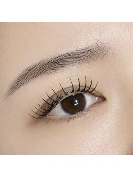 ルーアイラッシュ(Luu eyelash)の写真/高いデザイン力で可愛い目元へ。仕上がりきれいなボリューミーなエクステの仕上がりに大満足！