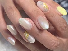 サロンドフォーエイチ(salon de 4H)/押し花でミモザネイル♪