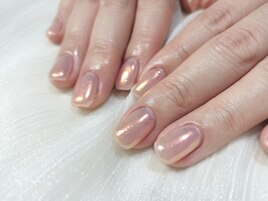 うるうるオーロラネイル