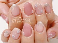 リル(RIRU)/フラワーネイル 