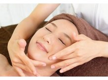 レディア 玉城サニーロード店(Re:Dear)の雰囲気（骨格を熟知している整体師による本格小顔コルギ！女性に大好評♪）