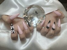 リサ(Risa)/長さ出し4本デザイン