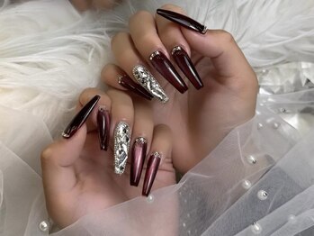 ドリス(Doris)の写真/長さだし×パーツ放題で視線を独占！持ち込みＯＫ♪イベント・ブライダルも美フォルムで華やかな指先に♪