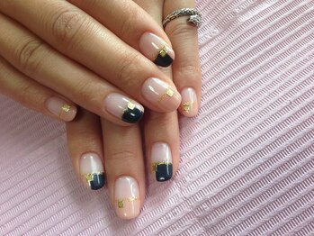 ネイルサロンアンドスクール ヴィタリティ(Vita-lity)/シックな装いにも♪