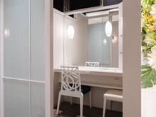 ビューティーリバース 戸塚店/サロン内観