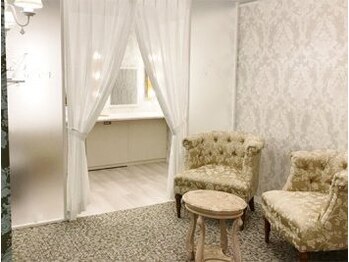 ビフォーサロン 名駅店(美4サロン)/落ち着いた名駅店の受付