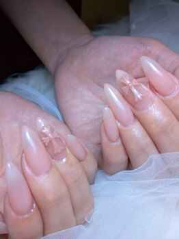 セレンディピティ(Serendipity)の写真/オフィスからイベントまで対応可能なシンプルネイルを☆肌に溶け込む絶妙ちゅるんカラーやマグネットも好評