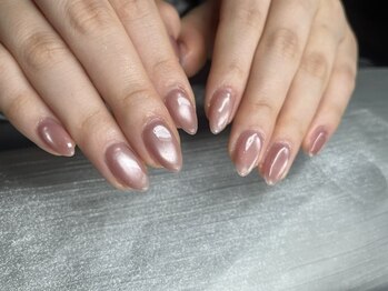 トータルビューティーサロン フィール(feel)の写真/オフィスネイルもお任せ♪お仕事柄派手にできない方も◎指先から幸せな気持ちになって大満足間違いなし♪