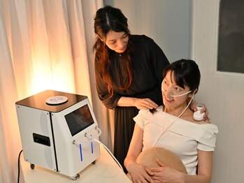 リエーヴル(Lievre)の写真/【上半身リンパマッサージ＋水素吸入】リンパの流れを良くし、老廃物の排出を促進！すっきりとした小顔に★