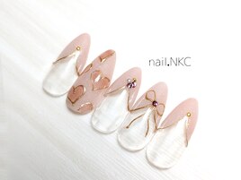 ハート×リボンのフレンチネイル