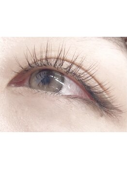 ボリュームのある目元にしたい