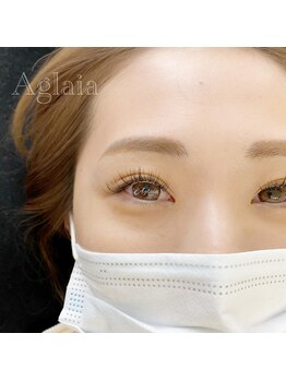 アグライア(Aglaia)/フラットラッシュ120本 5,980円