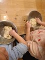 ボディケアサロン ウタタネ(UTATANE)&nbsp;こどもたちとパン教室へ行っています。パンを捏ねるの楽しい！
