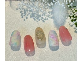 マルチカラーのもやもやネイル