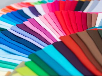 ユースタイリング 横浜本店(You-Styling)の写真/【第一印象は“見た目”が9割?】垢抜け・好印象・清潔感UP◎メンズも大歓迎!パーソナルカラー&骨格診断