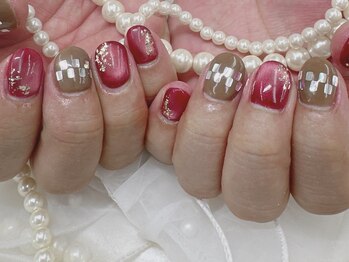 ハニービービー(Honey Bee Bee)/大人お正月ネイル