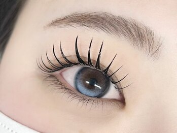 ミニョン(mignon.)の写真/＼トレンド～ナチュラルまでお任せ！／【LEDマツエク】フラットラッシュ120本＋アイシャンプー付き