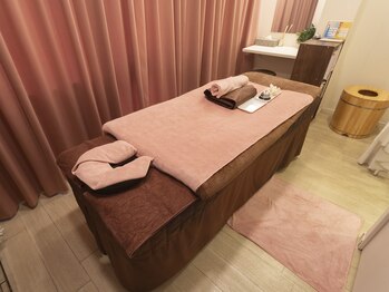 エイル バイ サロンリーナ(Eir by salon Lena)の写真/【街の喧騒を忘れる完全個室】トータルビューティーサロン♪あなただけの極上空間で心身ともに深い解放感を