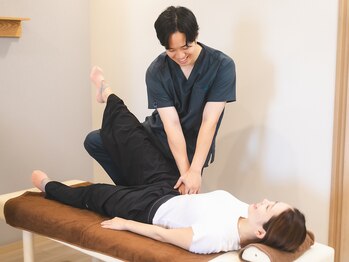 カラダ-メンテナンス整骨院の写真/国家資格保持者による完全オーダーメイド整体。お手頃価格の本格施術で本来の軽さを！産後ママも大歓迎♪