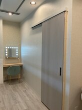 サロン ビズー(SALON BISOU)/サロン内観