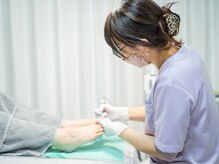 巻き爪補正店 金山店の雰囲気（白を基調とした綺麗な店内♪）