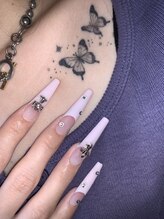 ガルブ(galbe) nailist Aiko