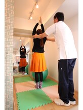 代官山コンディショニング/　施術風景【マッサージ/小顔】