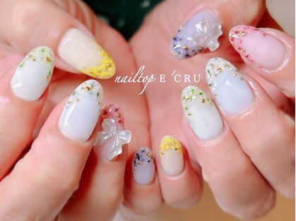 ネイルトップエクル(nail top E CRU)の写真