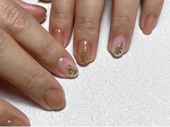 シュプール(Spur)の写真/【泉が丘バス停から徒歩7分☆】広々として落ち着いた空間＊丁寧なケア＆高技術でフォルム・モチ◎