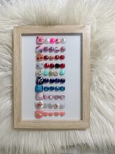 ニュウズネイルズ(Nhu’s NAILS)/フット定額制デザイン¥4400