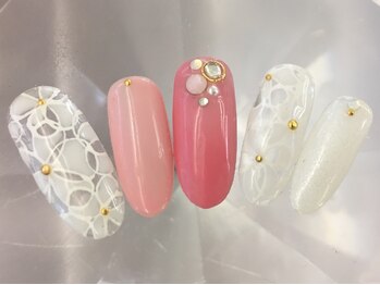 ラリュールネイル(L'Allure nail)/シースルーフラワーネイル¥8200