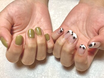 ルア(lua.)/ちぐはぐ秋ネイル*free design