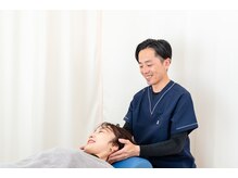 もとみや整体院/巻き肩・猫背矯正