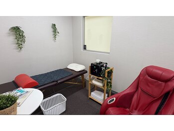ほねつぎ厚木鍼灸接骨院/個室