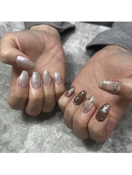 フローステラ(FlosTeLLa)/チェックネイル