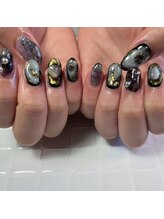 プリュネ(Prune)/ブラック/ゴールド/ホワイト