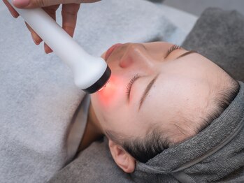 サロンドルポ(Salon de Repos)の写真/【肌悩み別セレクトエレポフェイシャル★】シワ・たるみケア・乾燥など年齢に合わせた肌荒れにも◎