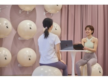 ムーンバランスボール(moon balanceball)/マンツーマン指導