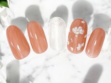 リリー(Lilly)/フラワーネイル