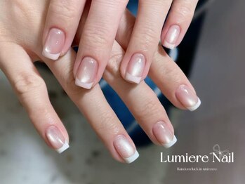 ルミエール ネイル モンナカ(Lumiere Nail Monnaka)/オンブレフレンチ/冬ネイル