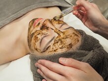 【お得な回数券も☆】ハーブピーリングでお手軽毛穴ケアを◎