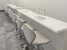 スウィートラッシュ 川口店(Sweet Lash)/白基調のカウンセリングスペース