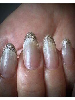 ジャミーラゾフル(Jamila-zohr)/マグ＆ラメフレンチ