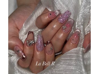 ラヴェル アール(La Bell R)/アシメで春ネイル