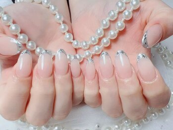 スマイル ネイル 大宮(smile nail)の写真/【大宮駅東口徒歩5分】夜22:00まで営業しているので、お仕事帰りの方でも大丈夫!理想の爪先を叶えます♪